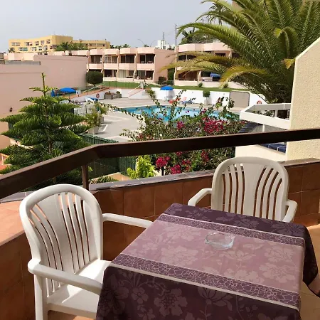 Sunny Near The Beach With Wifi, Balcony And Pool Apartamento *