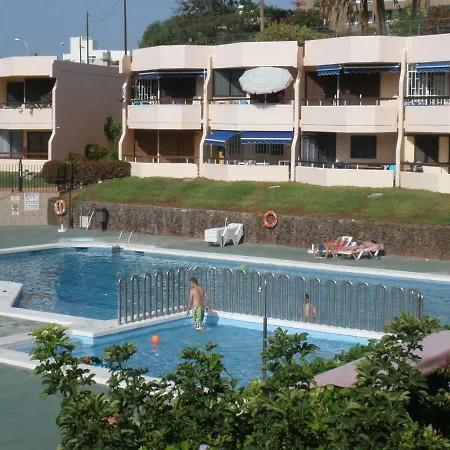 Sunny Near The Beach With Wifi, Balcony And Pool Лос Кристианос